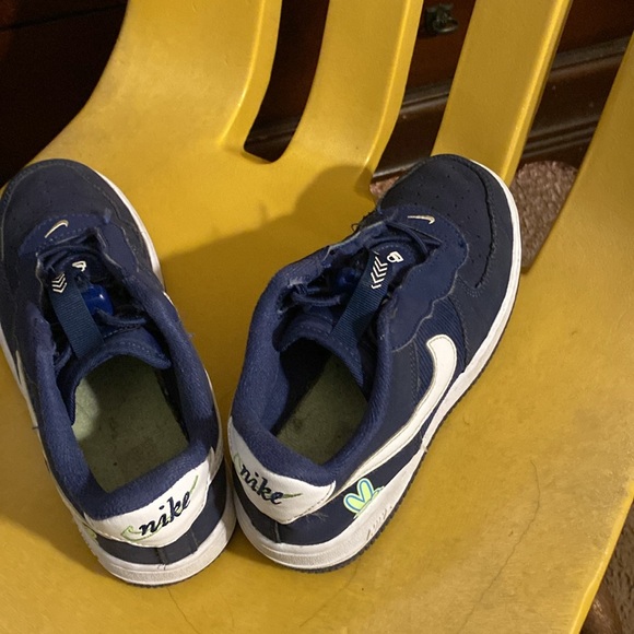 White and navy blue Air Force - Picture 2 of 5